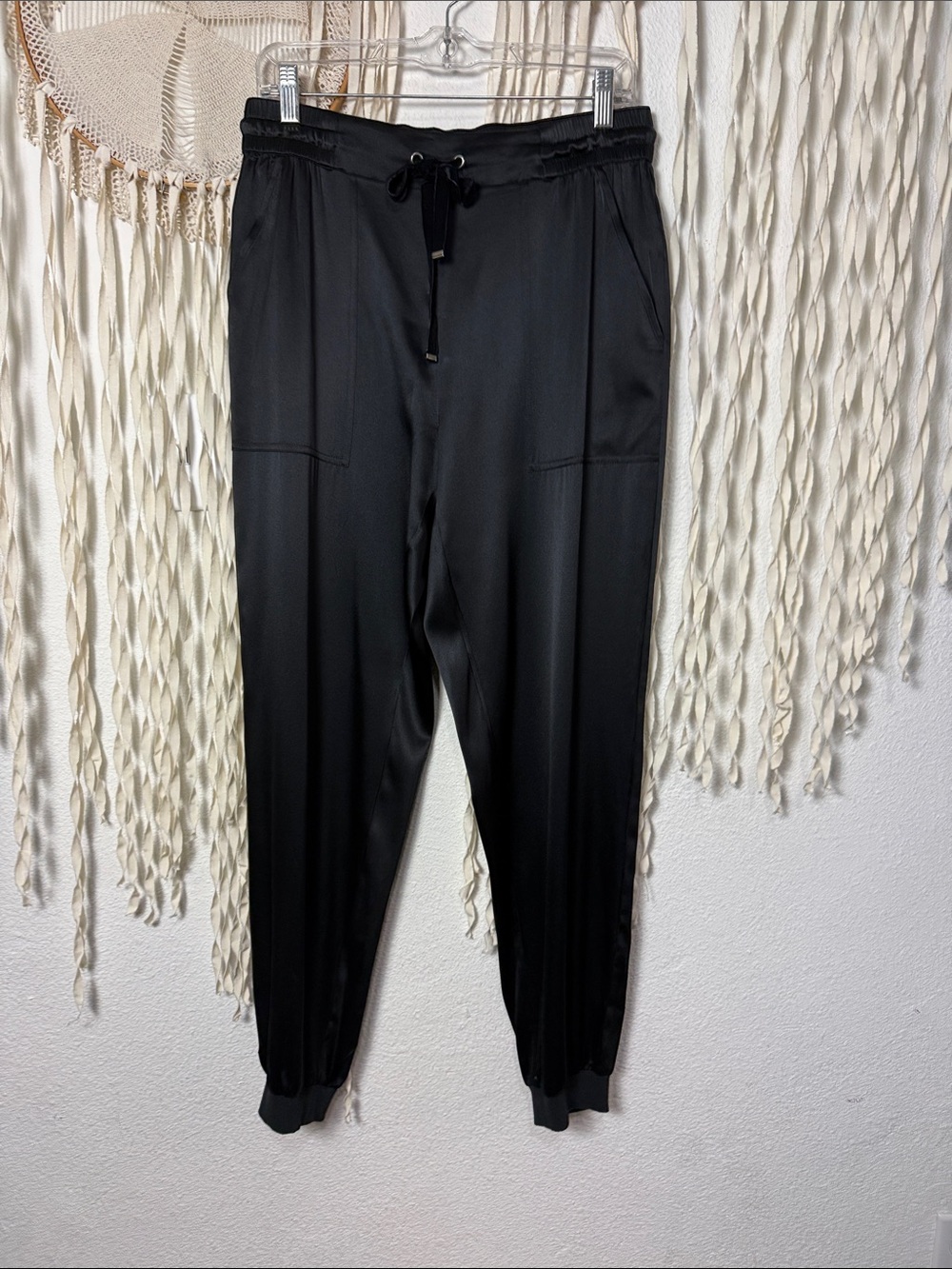 CAMI NYC Black Silk Elsie Cargo Jogger Size Small - Picture 2 of 12
